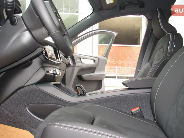 купить новое авто Вольво XC40 2025 года от официального дилера Автоцентр AUTO.RIA Вольво фото