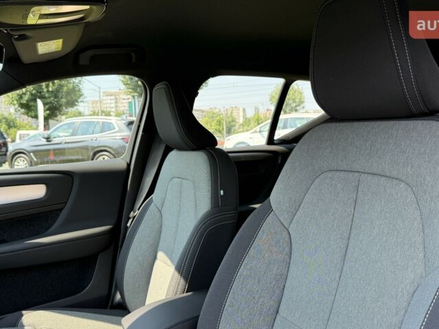 купить новое авто Вольво XC40 2025 года от официального дилера Changan НІКО Мегаполіс Вольво фото