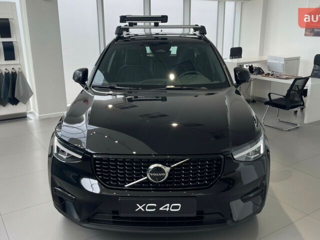 Вольво XC40, объемом двигателя 1.97 л и пробегом 0 тыс. км за 49051 $, фото 1 на Automoto.ua