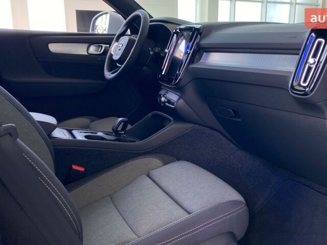 купить новое авто Вольво XC40 2025 года от официального дилера Автоцентр AUTO.RIA Вольво фото