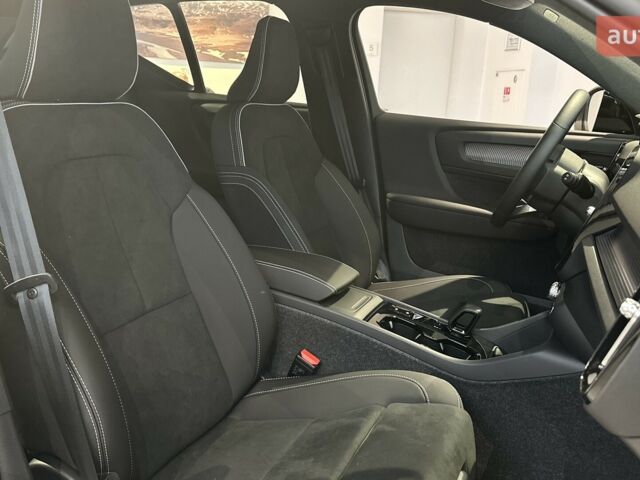 Вольво XC40, объемом двигателя 1.97 л и пробегом 0 тыс. км за 45631 $, фото 9 на Automoto.ua