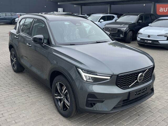 Вольво XC40, объемом двигателя 1.97 л и пробегом 0 тыс. км за 49059 $, фото 2 на Automoto.ua
