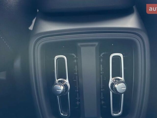Вольво XC40, об'ємом двигуна 1.97 л та пробігом 0 тис. км за 44777 $, фото 27 на Automoto.ua