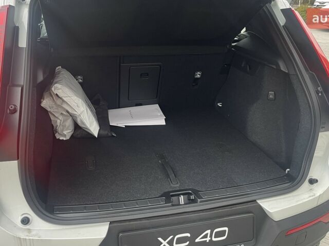 Вольво XC40, объемом двигателя 1.97 л и пробегом 0 тыс. км за 43747 $, фото 28 на Automoto.ua