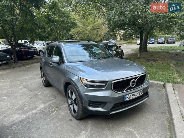 Серый Вольво XC40, объемом двигателя 1.97 л и пробегом 66 тыс. км за 32000 $, фото 1 на Automoto.ua