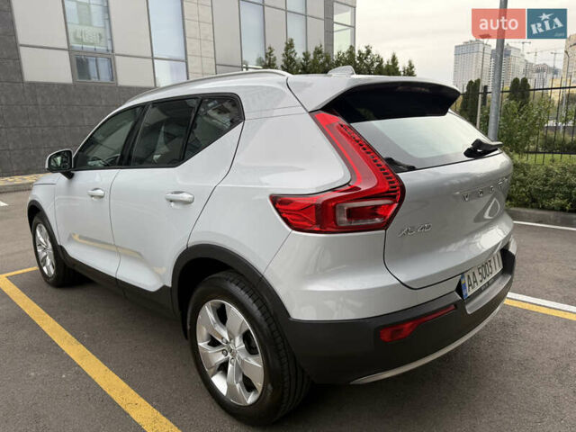 Серый Вольво XC40, объемом двигателя 1.48 л и пробегом 50 тыс. км за 33500 $, фото 6 на Automoto.ua
