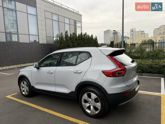 Серый Вольво XC40, объемом двигателя 1.48 л и пробегом 50 тыс. км за 33500 $, фото 5 на Automoto.ua