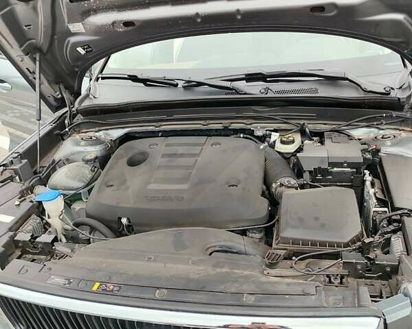 Сірий Вольво XC40, об'ємом двигуна 1.97 л та пробігом 281 тис. км за 24600 $, фото 37 на Automoto.ua