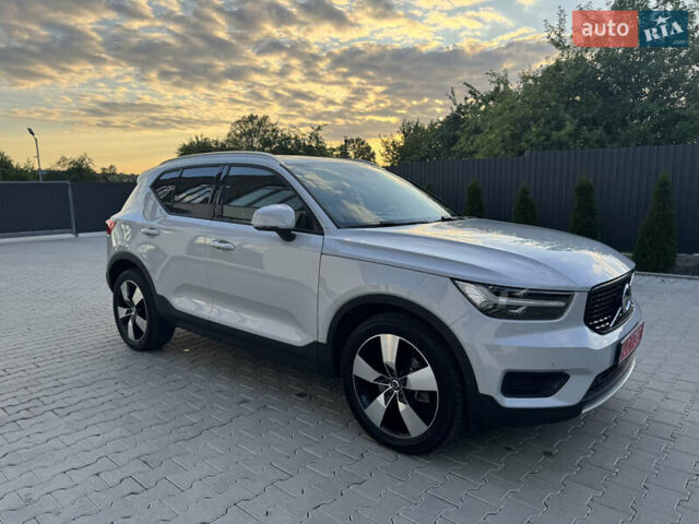 Сірий Вольво XC40, об'ємом двигуна 1.97 л та пробігом 93 тис. км за 22000 $, фото 9 на Automoto.ua