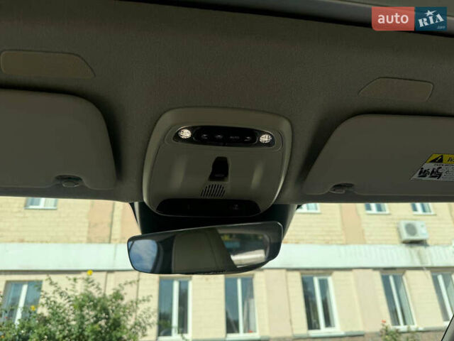 Серый Вольво XC40, объемом двигателя 1.97 л и пробегом 49 тыс. км за 24000 $, фото 9 на Automoto.ua