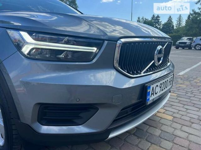 Сірий Вольво XC40, об'ємом двигуна 1.97 л та пробігом 241 тис. км за 24200 $, фото 31 на Automoto.ua