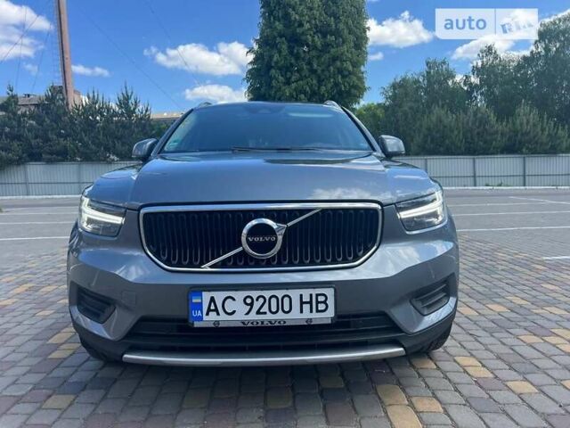 Сірий Вольво XC40, об'ємом двигуна 1.97 л та пробігом 241 тис. км за 24200 $, фото 34 на Automoto.ua