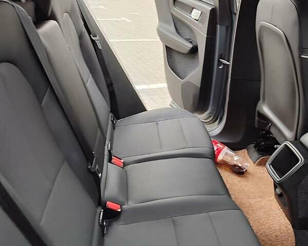 Сірий Вольво XC40, об'ємом двигуна 1.97 л та пробігом 281 тис. км за 24600 $, фото 22 на Automoto.ua