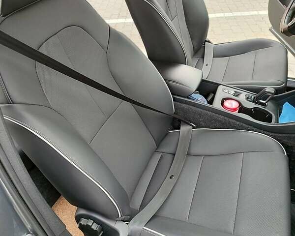 Сірий Вольво XC40, об'ємом двигуна 1.97 л та пробігом 281 тис. км за 24600 $, фото 16 на Automoto.ua