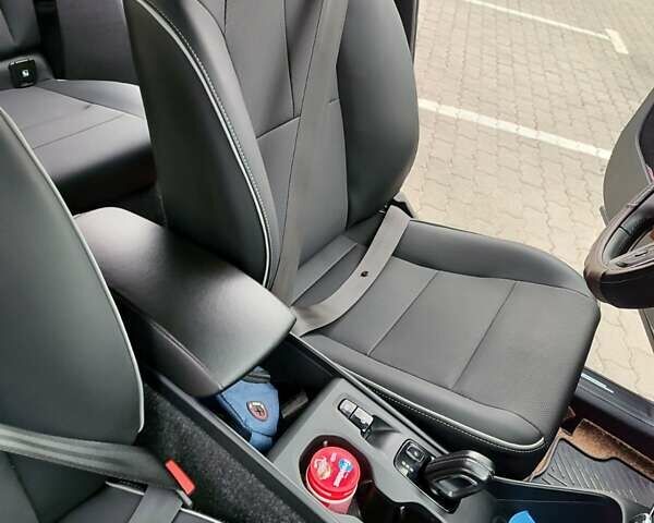 Сірий Вольво XC40, об'ємом двигуна 1.97 л та пробігом 281 тис. км за 24600 $, фото 19 на Automoto.ua