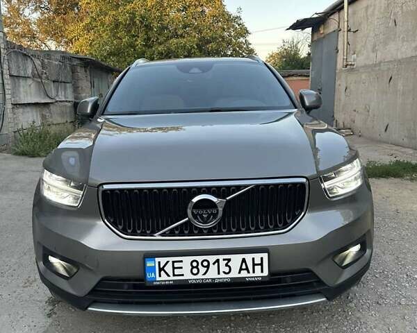 Серый Вольво XC40, объемом двигателя 1.97 л и пробегом 133 тыс. км за 28700 $, фото 22 на Automoto.ua