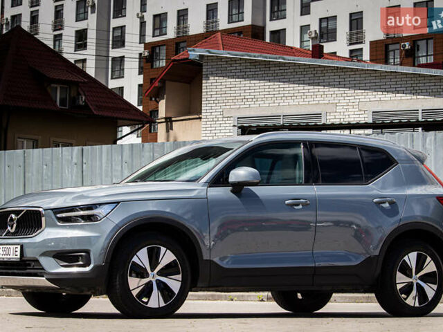 Серый Вольво XC40, объемом двигателя 1.97 л и пробегом 59 тыс. км за 27700 $, фото 22 на Automoto.ua