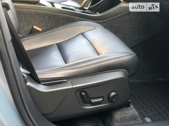 Серый Вольво XC40, объемом двигателя 2 л и пробегом 34 тыс. км за 29900 $, фото 86 на Automoto.ua