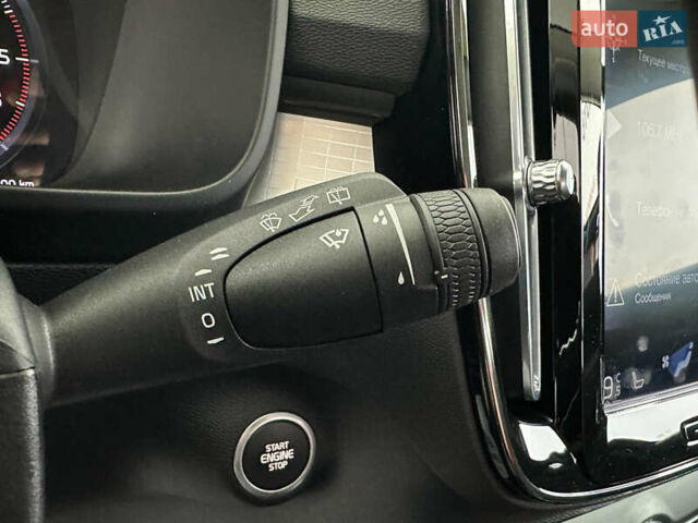 Серый Вольво XC40, объемом двигателя 1.97 л и пробегом 194 тыс. км за 24850 $, фото 21 на Automoto.ua