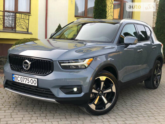 Серый Вольво XC40, объемом двигателя 2 л и пробегом 34 тыс. км за 32900 $, фото 12 на Automoto.ua