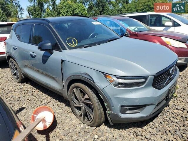 Серый Вольво XC40, объемом двигателя 2 л и пробегом 16 тыс. км за 10000 $, фото 3 на Automoto.ua