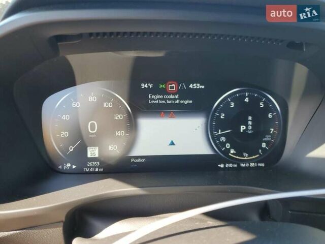 Серый Вольво XC40, объемом двигателя 2 л и пробегом 16 тыс. км за 10000 $, фото 8 на Automoto.ua