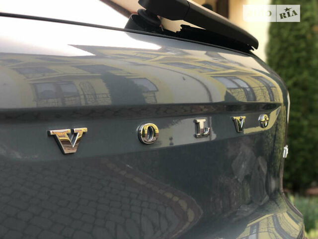 Серый Вольво XC40, объемом двигателя 2 л и пробегом 34 тыс. км за 29900 $, фото 43 на Automoto.ua