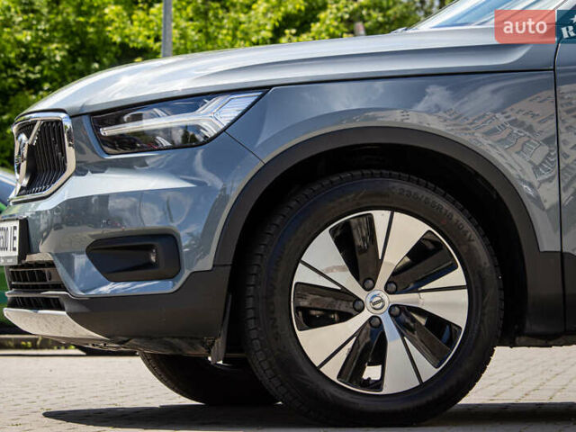 Серый Вольво XC40, объемом двигателя 1.97 л и пробегом 59 тыс. км за 27700 $, фото 12 на Automoto.ua