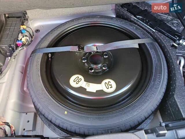 Серый Вольво XC40, объемом двигателя 1.97 л и пробегом 61 тыс. км за 35700 $, фото 25 на Automoto.ua