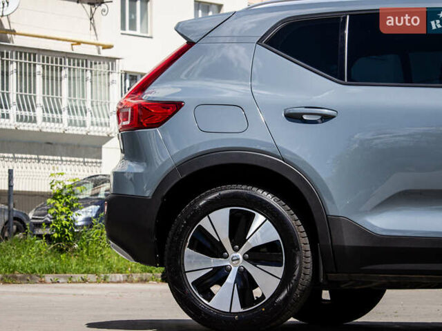 Серый Вольво XC40, объемом двигателя 1.97 л и пробегом 59 тыс. км за 27700 $, фото 17 на Automoto.ua