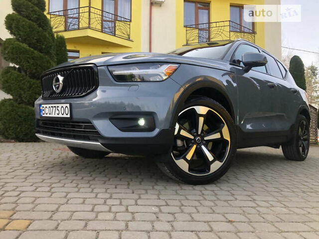 Серый Вольво XC40, объемом двигателя 2 л и пробегом 34 тыс. км за 29900 $, фото 55 на Automoto.ua