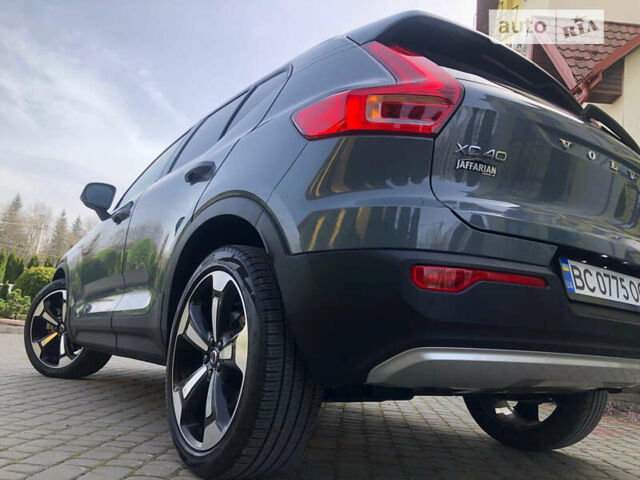 Серый Вольво XC40, объемом двигателя 2 л и пробегом 34 тыс. км за 29900 $, фото 47 на Automoto.ua