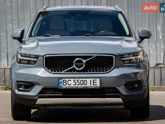 Серый Вольво XC40, объемом двигателя 1.97 л и пробегом 59 тыс. км за 27700 $, фото 6 на Automoto.ua
