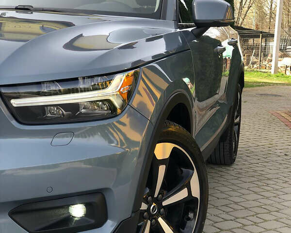Серый Вольво XC40, объемом двигателя 2 л и пробегом 34 тыс. км за 32900 $, фото 28 на Automoto.ua