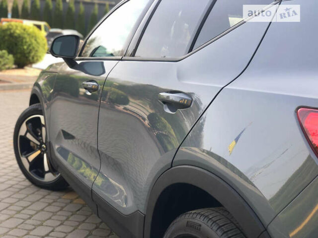 Серый Вольво XC40, объемом двигателя 2 л и пробегом 34 тыс. км за 32900 $, фото 51 на Automoto.ua
