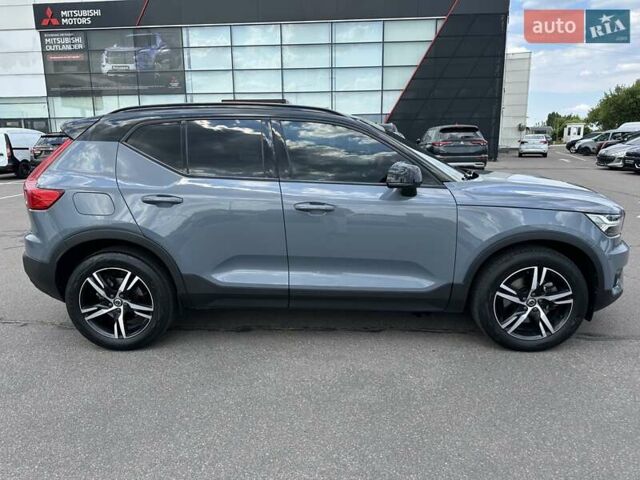 Серый Вольво XC40, объемом двигателя 1.97 л и пробегом 60 тыс. км за 38000 $, фото 8 на Automoto.ua