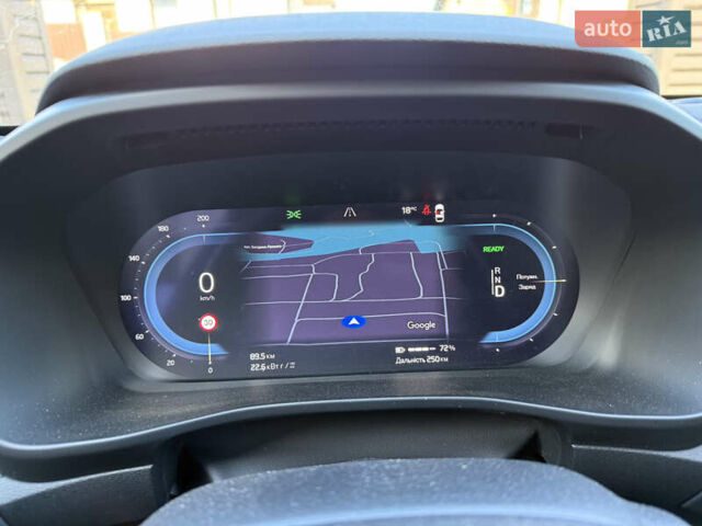 Серый Вольво XC40, объемом двигателя 0 л и пробегом 95 тыс. км за 26000 $, фото 9 на Automoto.ua