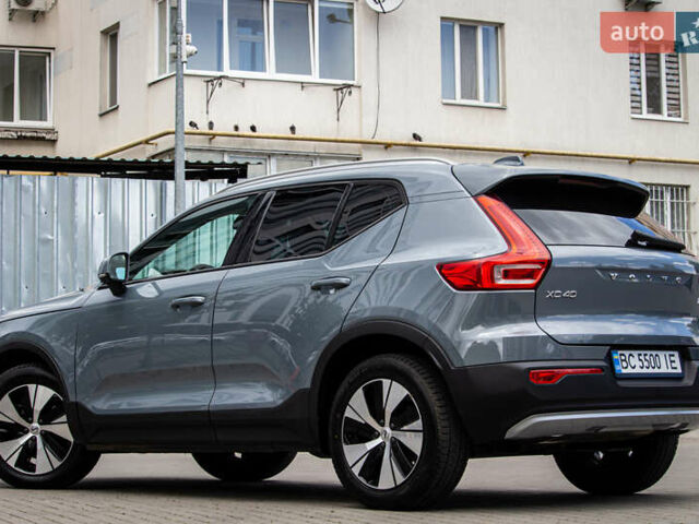 Серый Вольво XC40, объемом двигателя 1.97 л и пробегом 59 тыс. км за 27700 $, фото 26 на Automoto.ua
