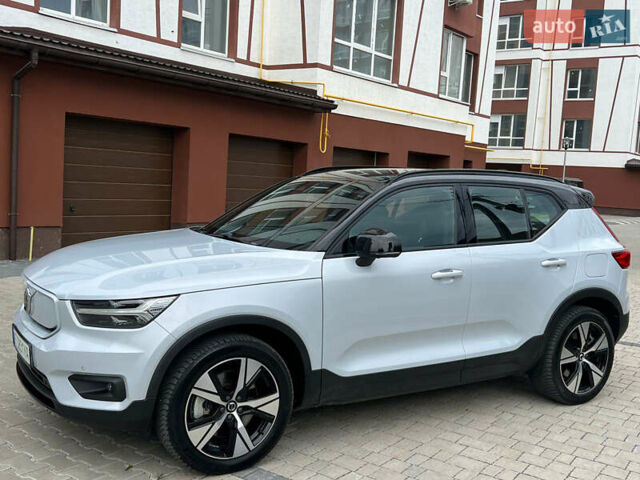 Серый Вольво XC40, объемом двигателя 0 л и пробегом 116 тыс. км за 27300 $, фото 20 на Automoto.ua