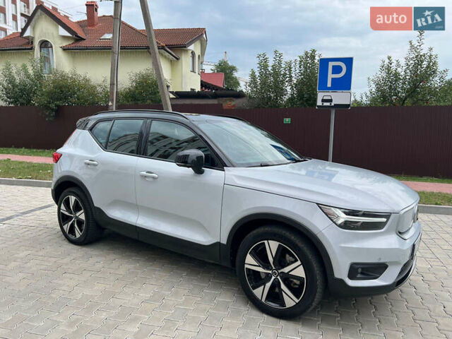 Серый Вольво XC40, объемом двигателя 0 л и пробегом 116 тыс. км за 27300 $, фото 15 на Automoto.ua