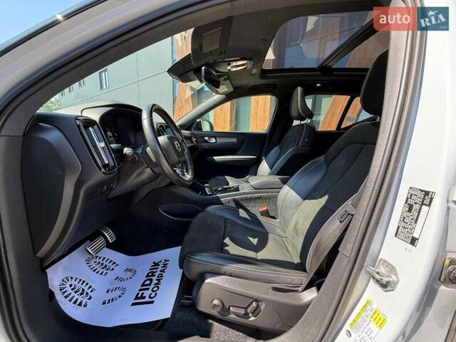 Серый Вольво XC40, объемом двигателя 0 л и пробегом 78 тыс. км за 25000 $, фото 11 на Automoto.ua