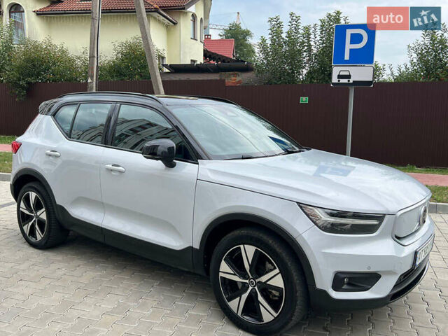 Серый Вольво XC40, объемом двигателя 0 л и пробегом 116 тыс. км за 27300 $, фото 31 на Automoto.ua