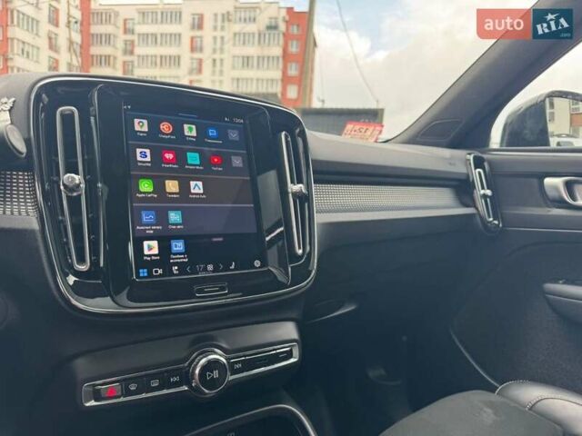 Сірий Вольво XC40, об'ємом двигуна 0 л та пробігом 49 тис. км за 27500 $, фото 8 на Automoto.ua