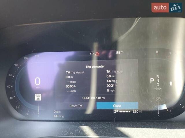 Серый Вольво XC40, объемом двигателя 1.97 л и пробегом 62 тыс. км за 10000 $, фото 9 на Automoto.ua