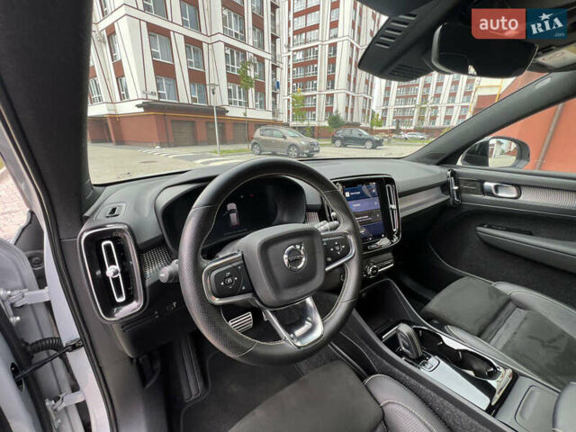 Серый Вольво XC40, объемом двигателя 0 л и пробегом 116 тыс. км за 27300 $, фото 46 на Automoto.ua