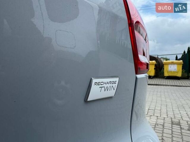 Сірий Вольво XC40, об'ємом двигуна 0 л та пробігом 49 тис. км за 27500 $, фото 5 на Automoto.ua