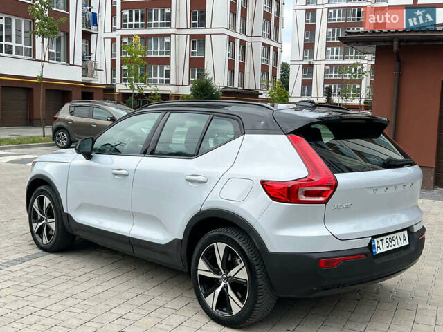 Серый Вольво XC40, объемом двигателя 0 л и пробегом 116 тыс. км за 27300 $, фото 25 на Automoto.ua