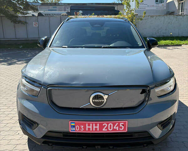 Сірий Вольво XC40, об'ємом двигуна 0 л та пробігом 62 тис. км за 20799 $, фото 1 на Automoto.ua
