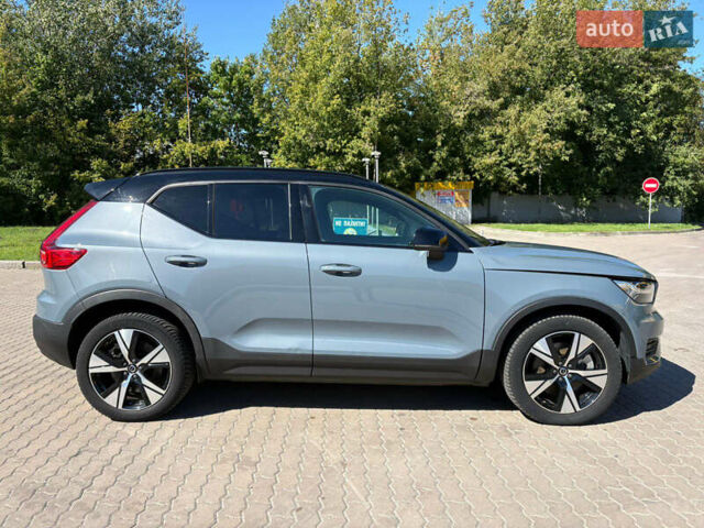 Сірий Вольво XC40, об'ємом двигуна 0 л та пробігом 62 тис. км за 20799 $, фото 4 на Automoto.ua