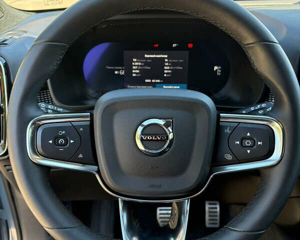 Сірий Вольво XC40, об'ємом двигуна 0 л та пробігом 62 тис. км за 20799 $, фото 22 на Automoto.ua